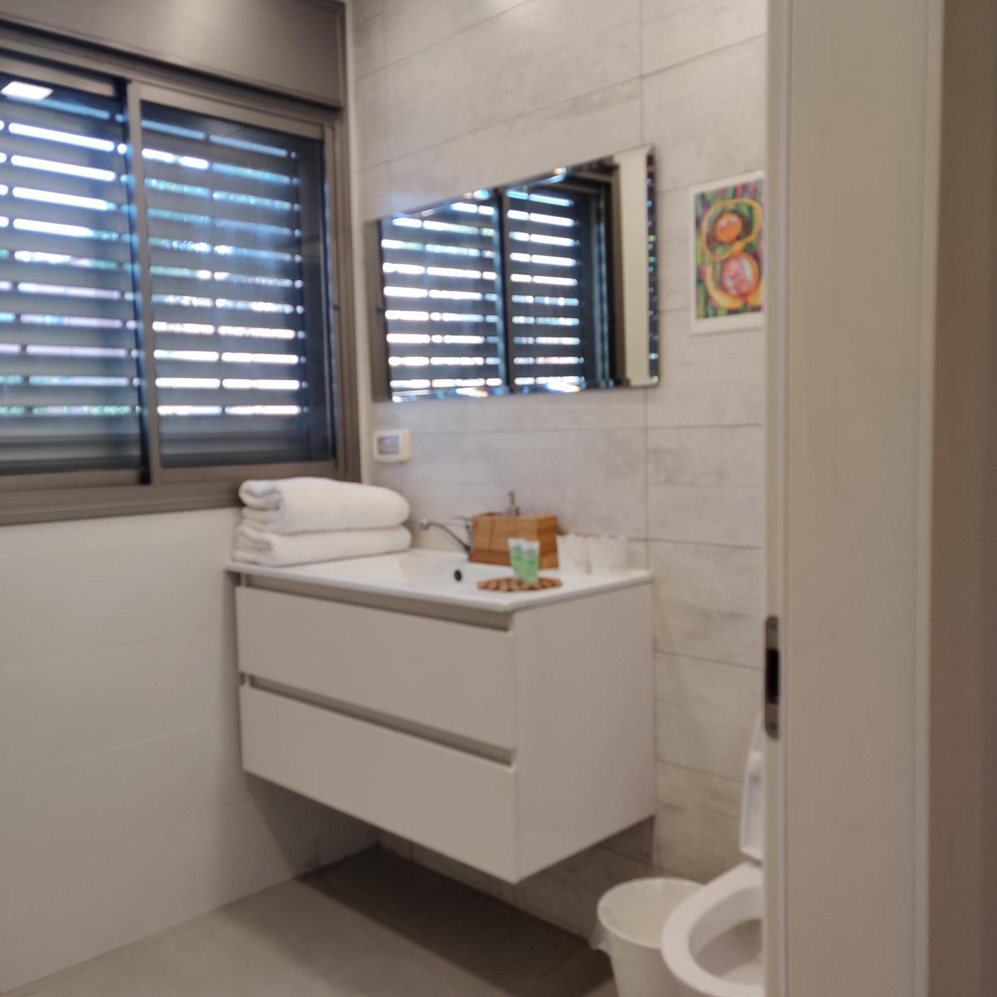Urbanica Carmel- Apartments Haifa Room photo